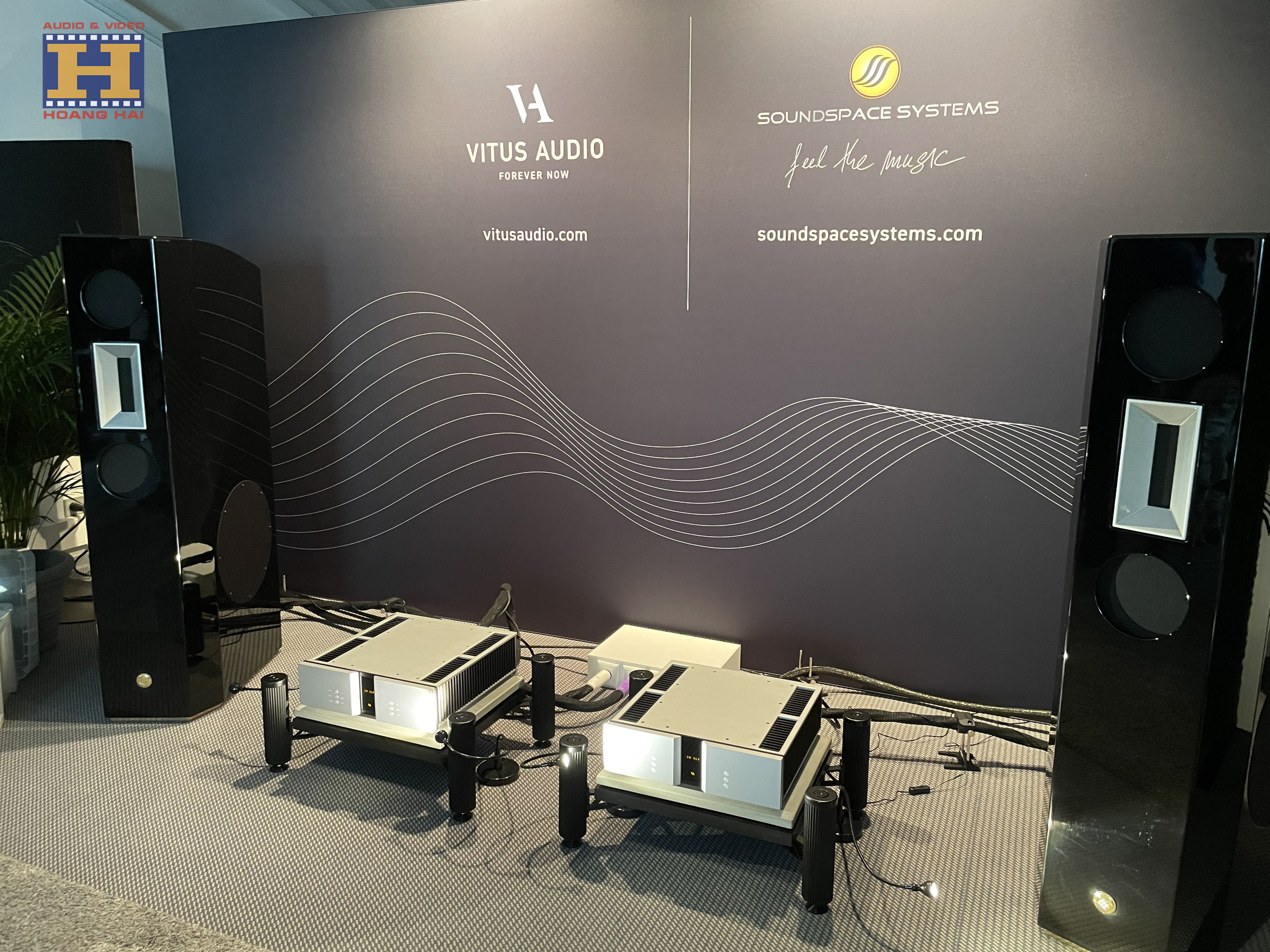 Phòng trình diễn của thương hiệu Vitus và SoundSpace Systems