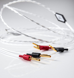 Dây loa Crystal Cable CC Piccolo2 Diamond Banana