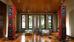 Loa Gauder Akustik Berlina RC11 BF ML DV MK3 Piano Highgloss Special Color Red/Gold Golden Tubes Shiny Polished