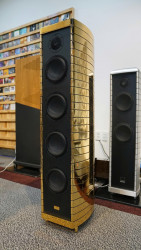 Loa Floorstand Gauder Akustik Berlina RC 7